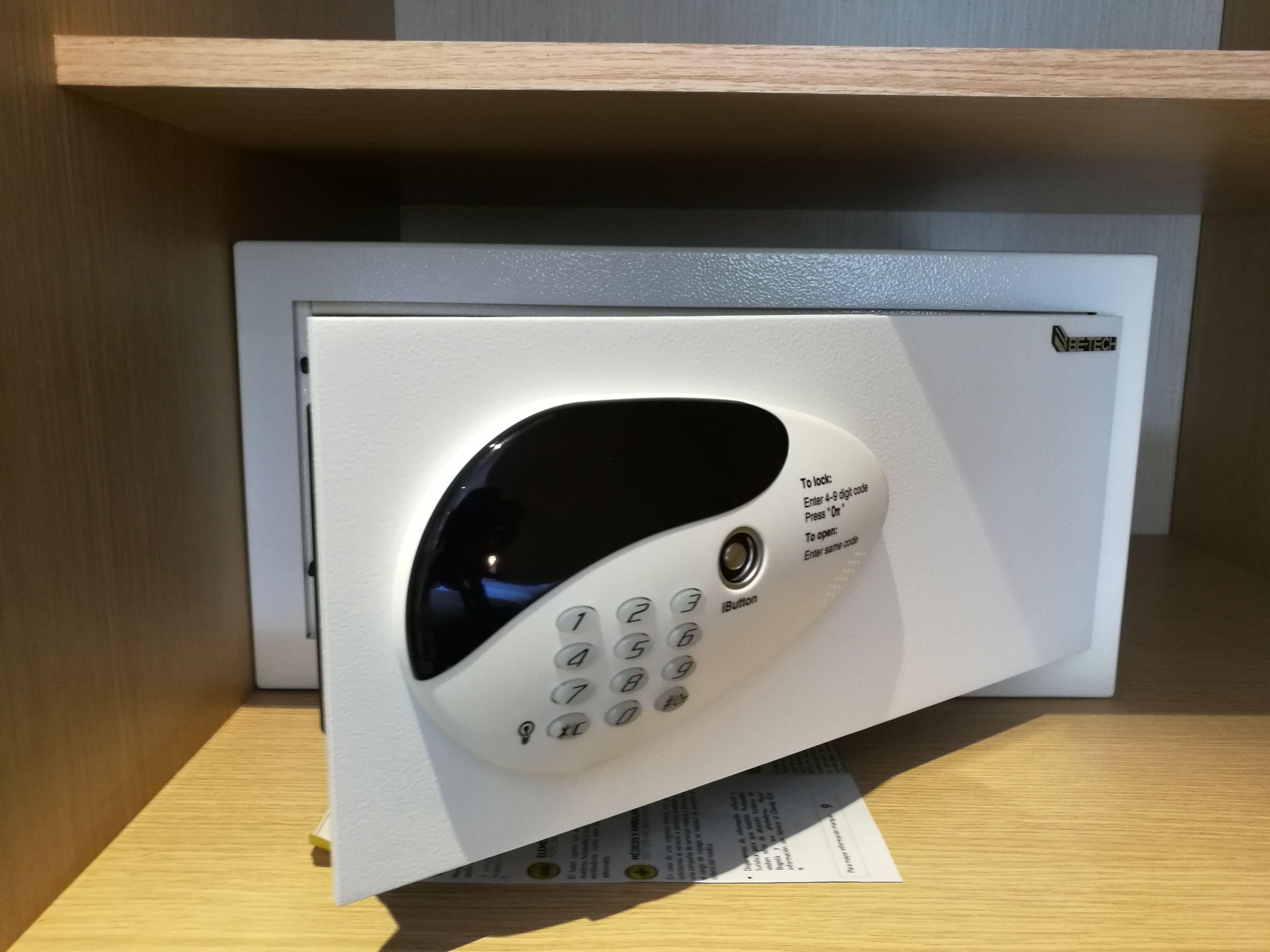 Hotel Plaza Suites — Photos 1